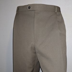 Joseph & Feiss Taupe Pleated Pants 40 Waist